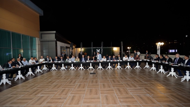 Başkan Büyükkılıç, iş dünyası temsilcileriyle bir araya geldi