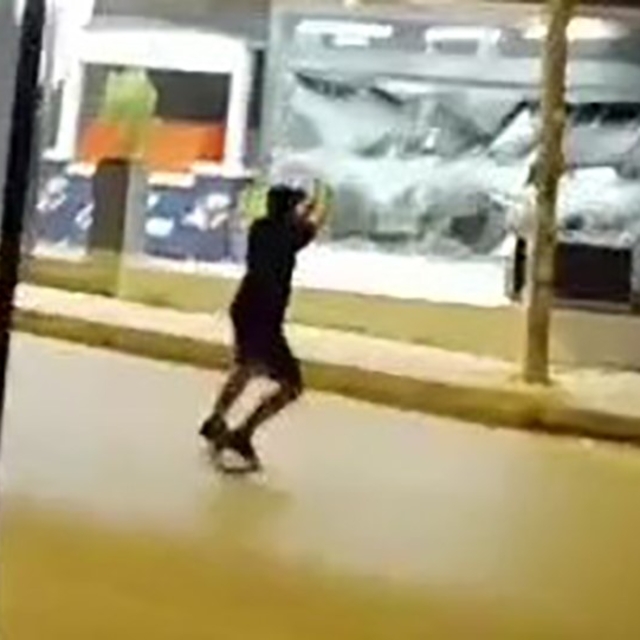 Haraç tehdidiyle gündeme gelen tatlıcıya bir kez daha silahlı saldırı