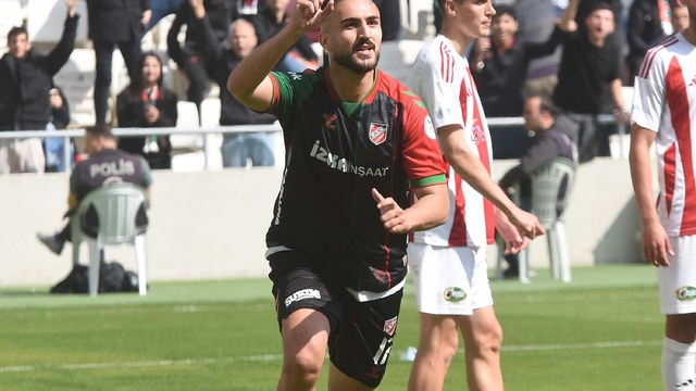 Karşıyaka'da Ömer Faruk bekleniyor