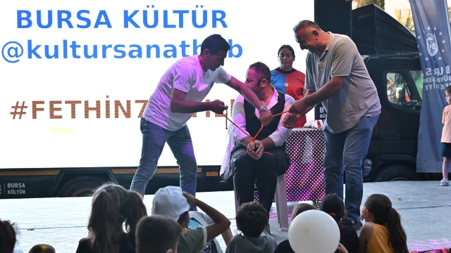 Fethin 700. yılında ilçe şenlikleri Osmangazi'den başladı
