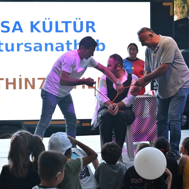 Fethin 700. yılında ilçe şenlikleri Osmangazi'den başladı