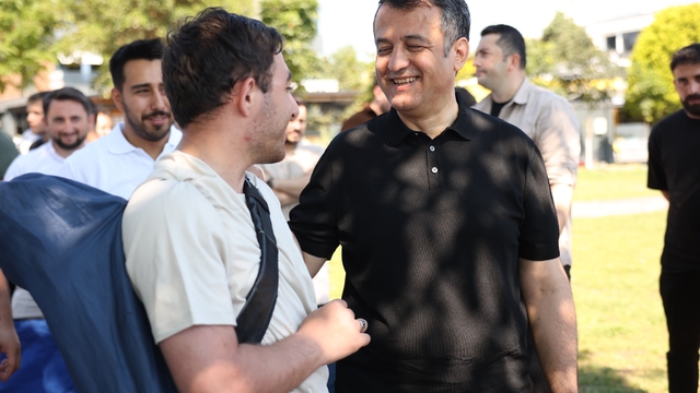 Başkan Doğan gençlerle buluştu: Petek Genç'te samimi sohbet