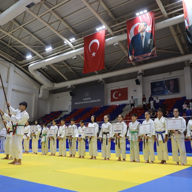 Karabük'te ANALİG Judo 1.Etap Grup Müsabakaları başladı