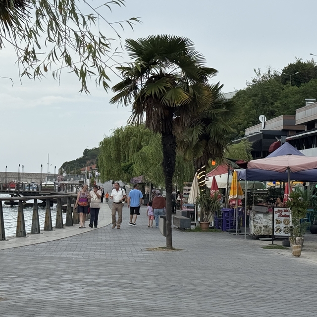 Sıcak havayı gören sahile koştu