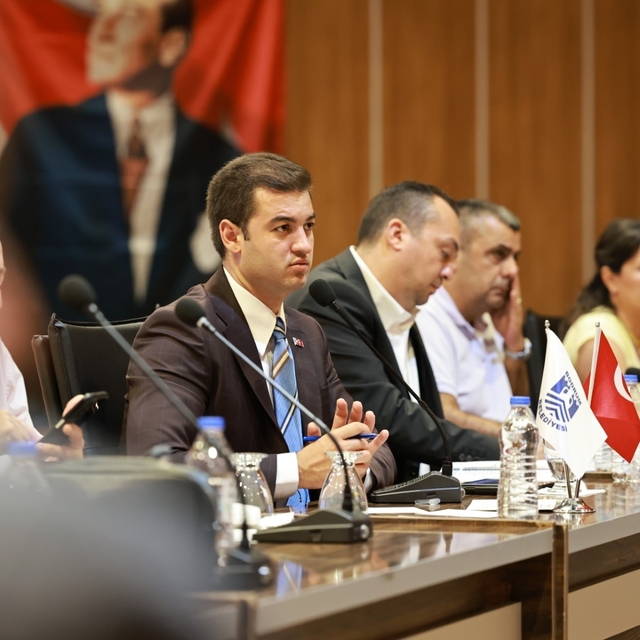 Başkan Mandalinci muhtarlarla bir araya geldi