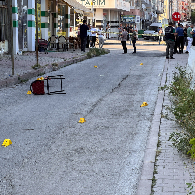Niğde'de iki grup arasında silahlı kavga; 1'i ağır 4 yaralı