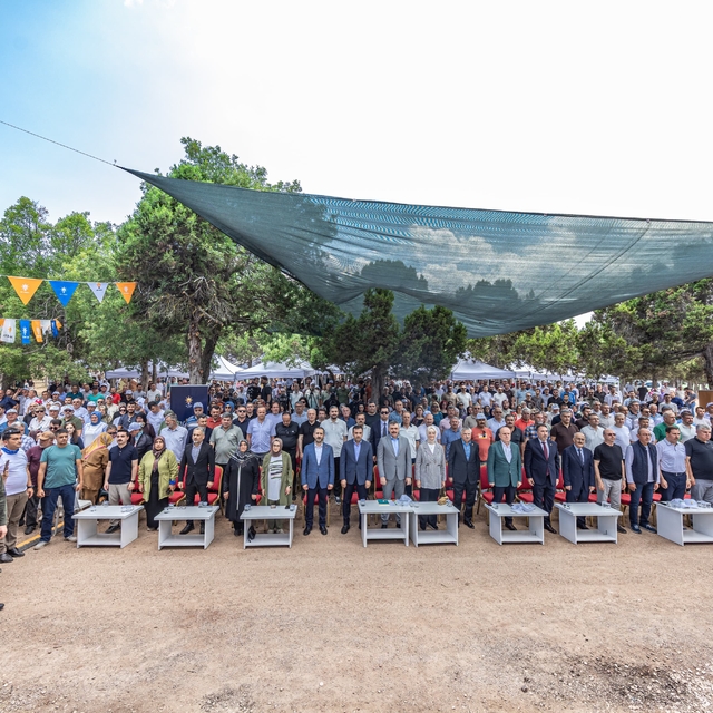 AK Parti Konya İl Danışma Meclisi Toplantısı Bakan Çiftçi'nin katılımıyla g...