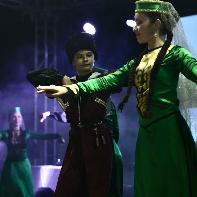 Düzce'de Çerkes gecesi yoğun ilgi gördü