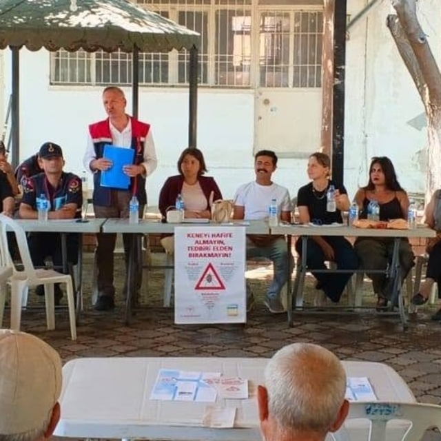 Didim'de üreticilere kapsamlı tarım ve hayvancılık bilgilendirmesi