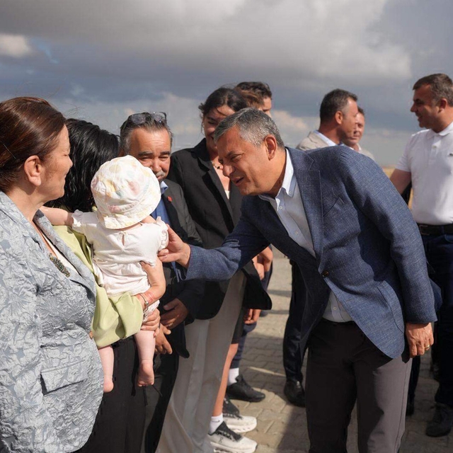 Özgür Özel, Deniz Göktaş'ı cezaevinde ziyaret etti