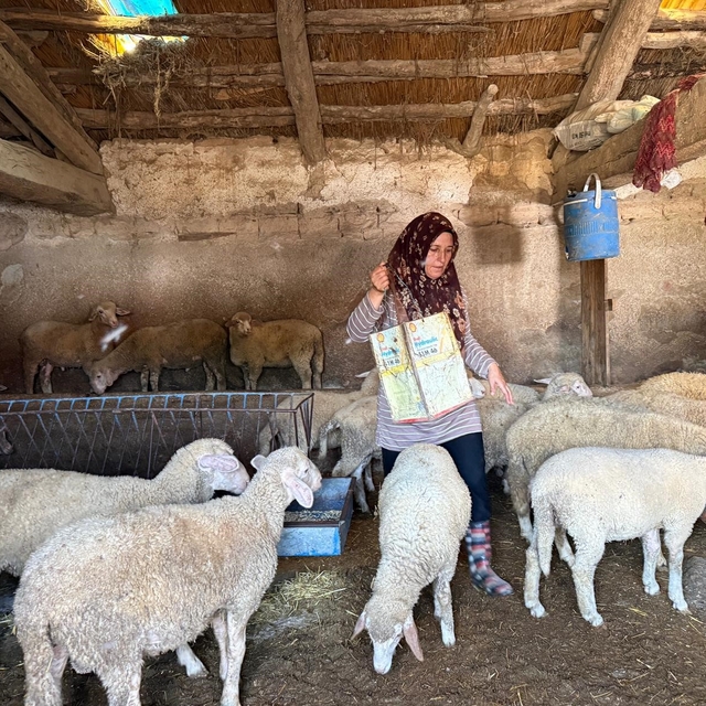 "Hayvanlara büyü yaptı" denilerek vahşice öldürülen adamın karısı tek başın...