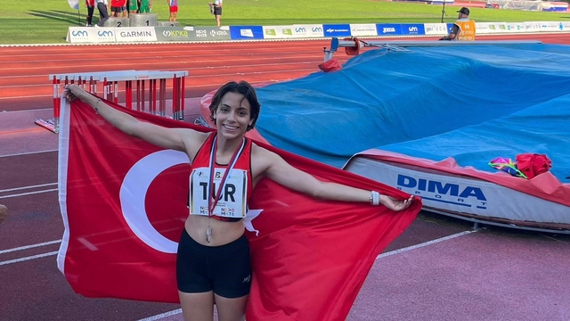 Aydınlı milli atlet Bayar, Balkan ikincisi oldu