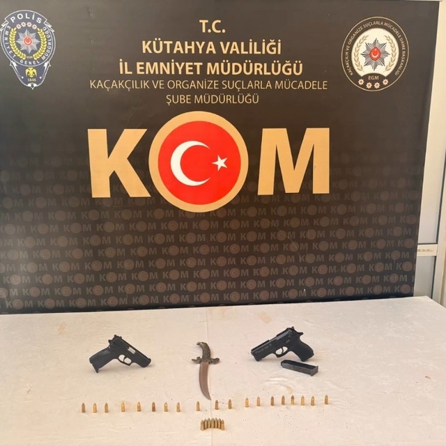 Kütahya'da suç örgütüne operasyon: 3 kişi tutuklandı
