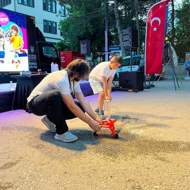 Orhaneli'de MobilFest ile bilim dolu gece