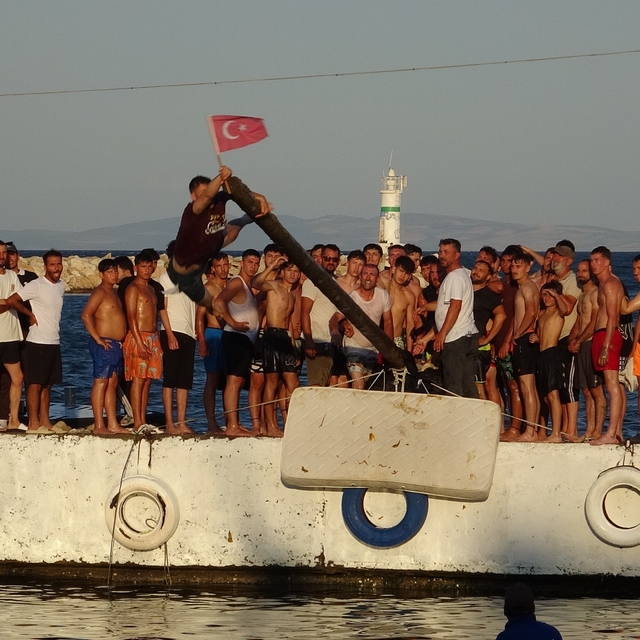 Karabiga'da "42. Priapos Deniz Festivali" coşkusu