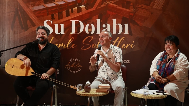 Tarihi Su Dolabı'nda Neşet Ertaş türküleri seslendirildi