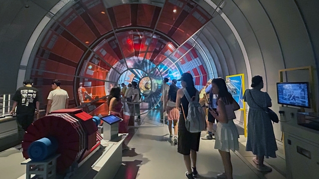 Menteşe Anadolu Lisesi öğrencileri CERN'de bilimle buluştu