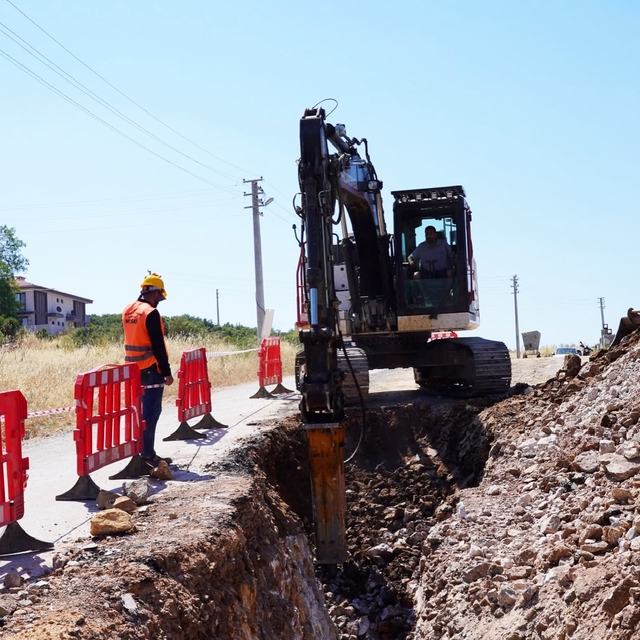 Ula'da kanalizasyon hattı bulunmayan bölgelere hat çalışması