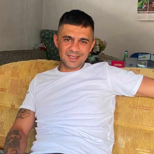 Serinlemek için girdiği baraj gölünde boğuldu