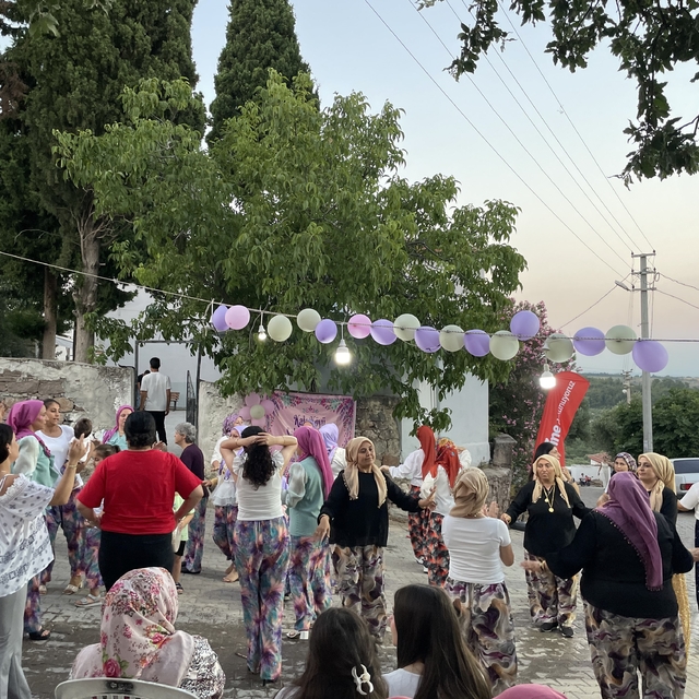 Kale Mahallesi'nde "Şalvar Gecesi" coşkusu