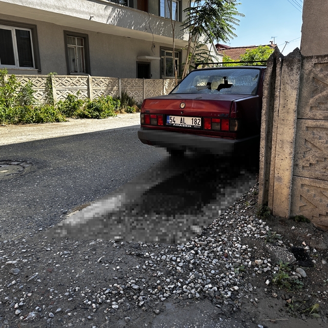 Sakarya'da husumetli şahıslar arasında silahlı çatışma: 1 ölü, 1 yaralı
