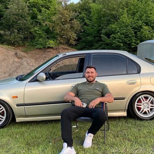 Kontrolden çıkan motosiklet kaldırıma çarptı: 1 ölü