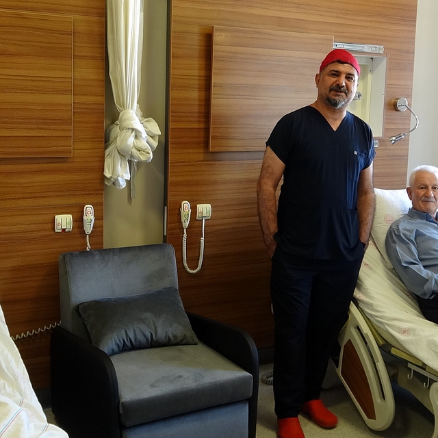 Van'da milyon liralık "küçük kesi" kalp ameliyatları artık ücretsiz yapılıy...