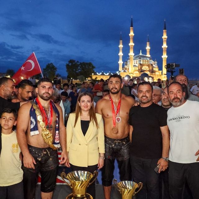 665. Tarihi Kırkpınar Yağlı Güreşleri Başpehlivanı Erkan Taş: "Çocukluk hay...