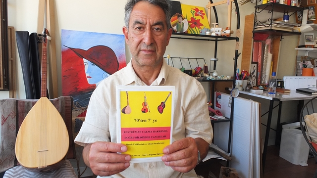 Burhaniyeli eğitmen 70'den 7'ye kitap yazdı