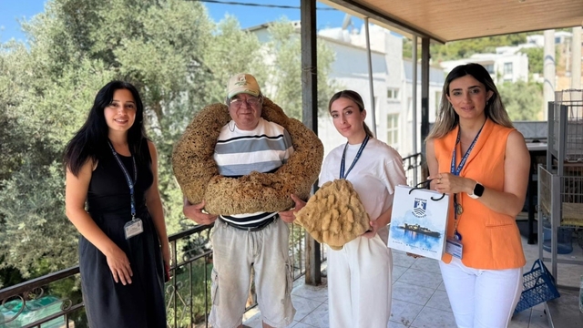 Bodrum'da emektar denizcilere vefa