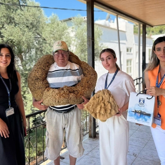 Bodrum'da emektar denizcilere vefa