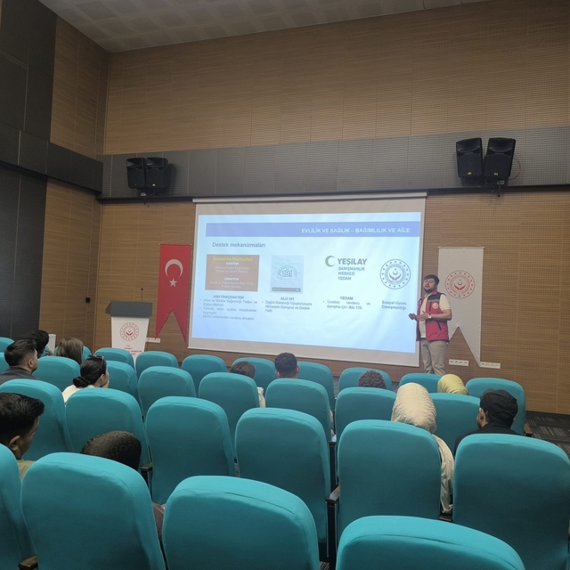 Yozgat'ta çiftlere evlilik öncesi eğitim verildi