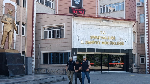 Sivas'ta FETÖ hükümlüsü yakalanarak cezaevine gönderildi