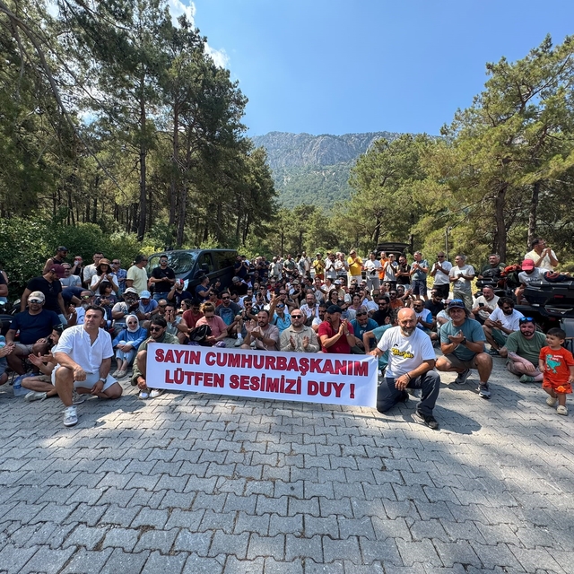Ölüdeniz'de pilotlar uçuşları durdurdu
