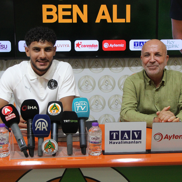 Alanyaspor, Tunuslu forvet Omar Ben Ali ile 4 yıllık sözleşme imzaladı