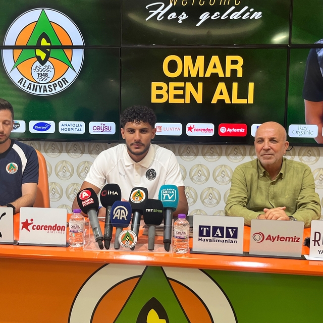 Corendon Alanyaspor, Tunuslu santrfor Omar Ben Ali'yi renklerine bağladı
Ha...