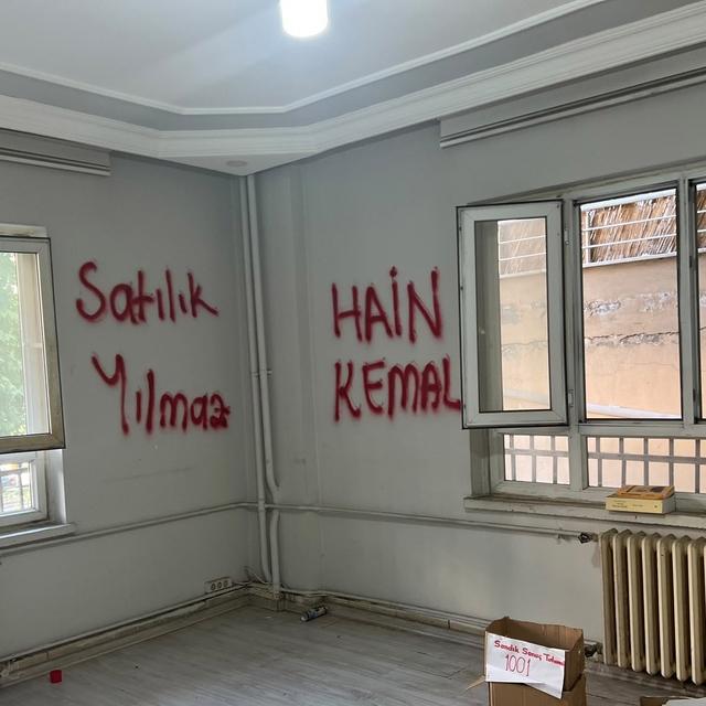 CHP Batman İl Başkalığının tahrip edildiği ortaya çıktı