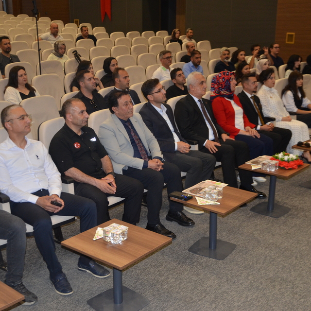 Muş'ta "Adımlarla Keşfet" projesinin kapanış toplantısı düzenlendi