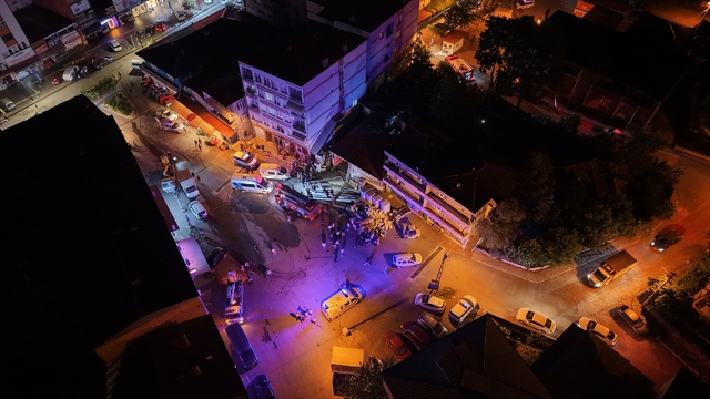 Samsun'da boya deposunda yangın (2)