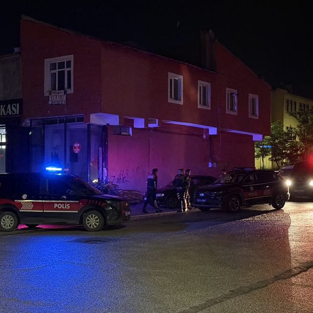 Erzurum'da polisten kaçan ehliyetsiz sürücüye 83 bin lira ceza