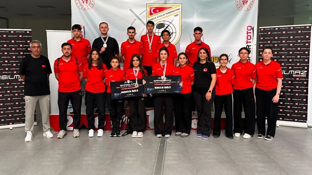 Erzincanlı atıcılardan Türkiye Şampiyonası'nda 5 madalya
