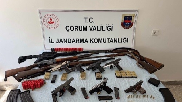 Çorum'da bu yıl kutlamalarda havaya ateş açan 28 kişiye adli işlem yapıldı