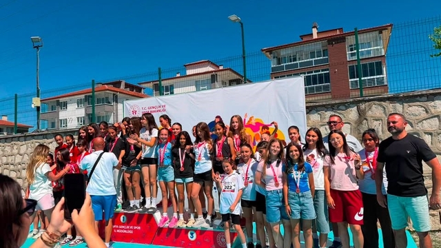 Anadolu Yıldızlar Ligi'nde Bilecikli atletler yarı finale yükseldi