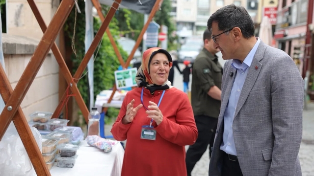 Kütahya'da Yöresel Lezzetler ve El Sanatları ilgi görüyor