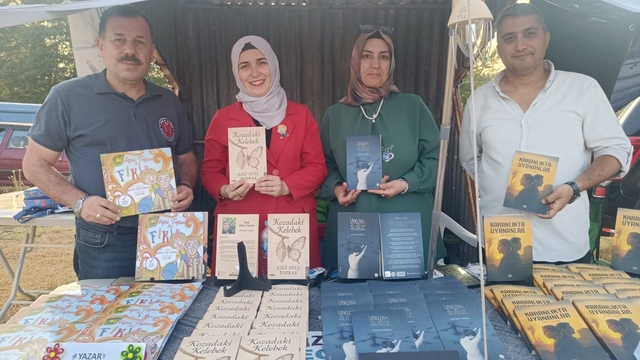 Bozüyüklü yazarlar Kınık'ta okurlarıyla buluştu