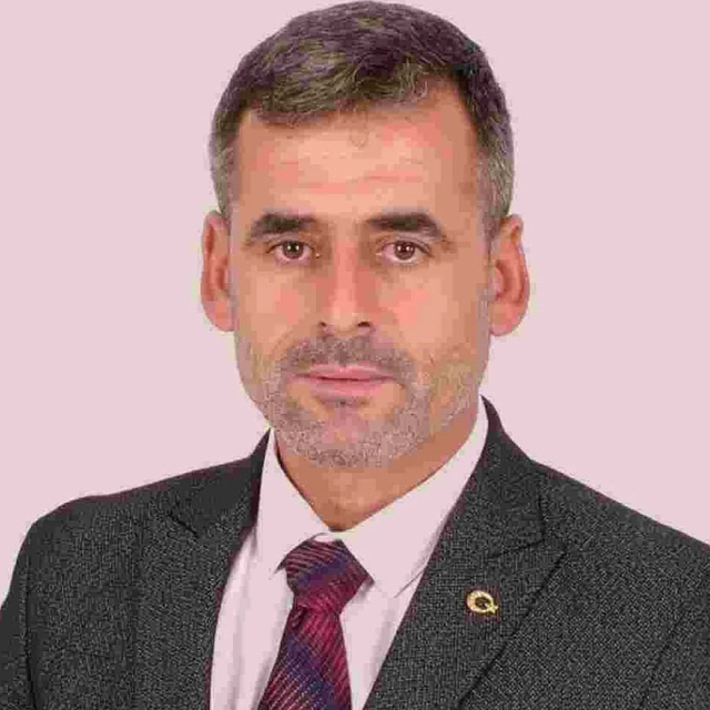 Belediye başkanı bıçaklı saldırı; oğlu arbedede yaralandı