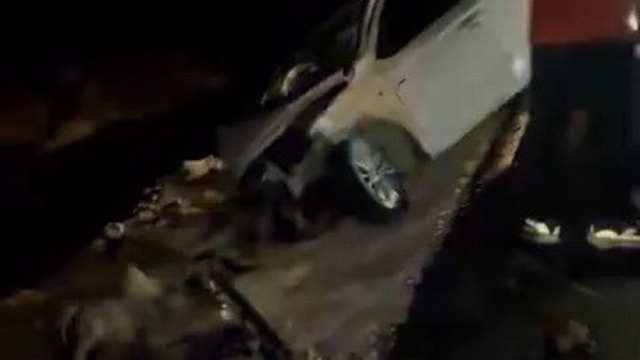 Adıyaman'da iki araç çarpıştı: 4 yaralı
