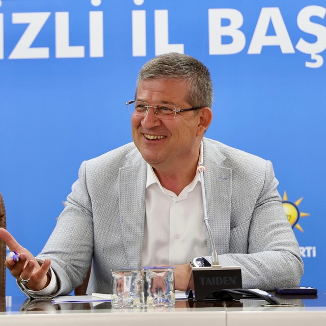 AK Parti İl Başkanı Subaşıoğlu'ndan muhtarlara destek