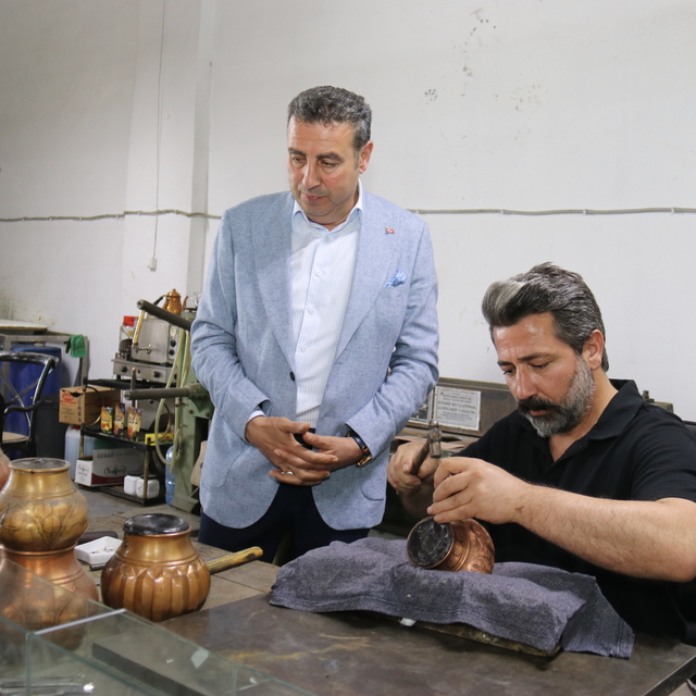 SESOB Başkanı Hakan Demirgil'den esnaf ziyareti