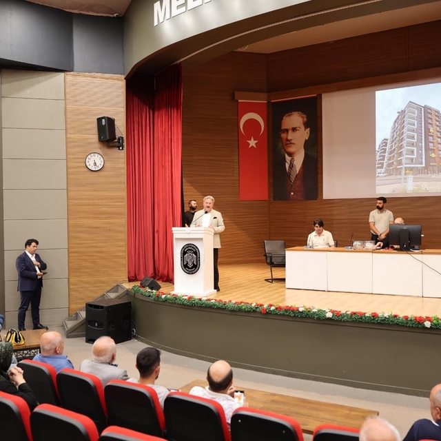 Melikgazi Belediyesi, Battalgazi'deki hak sahiplerini yeni evlerine kavuştu...